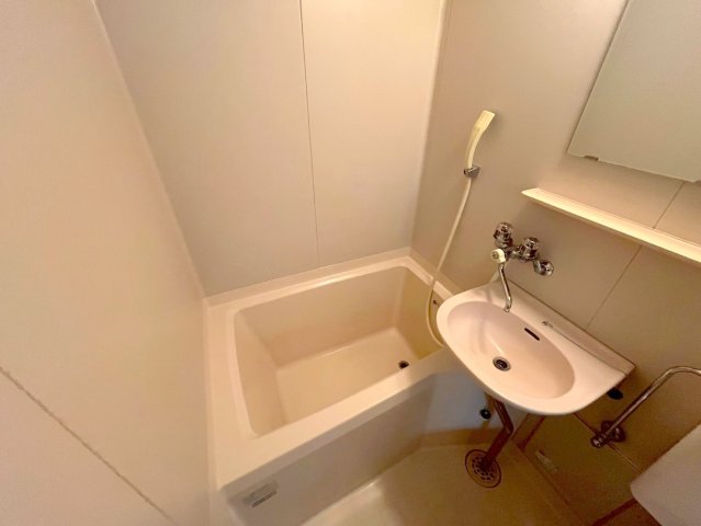 一由ハイツ新大宮の風呂写真