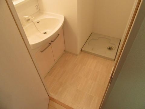 ピュール　洗面設備　脱衣所