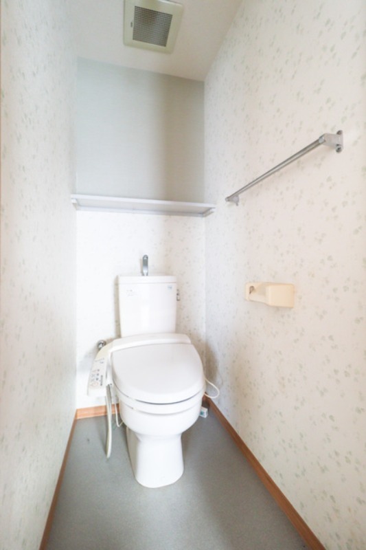 トイレ　図面と現状に相違がある場合には現状を優先．．．