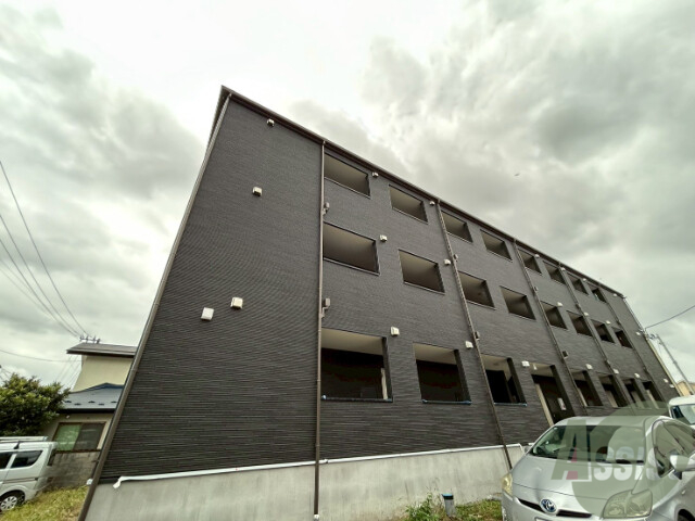 建物外観　多賀城市山王字西町浦９７「メリディアン多賀城山王　参番館」