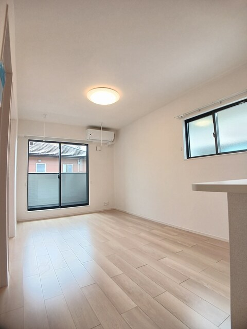 居室・リビング　同仕様