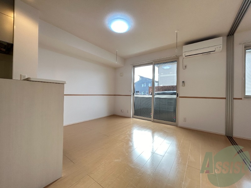 居室・リビング　こちら生活のメインとなるＬＤＫになります。