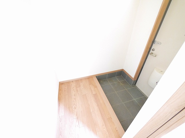 玄関　シンプルで使いやすい玄関です