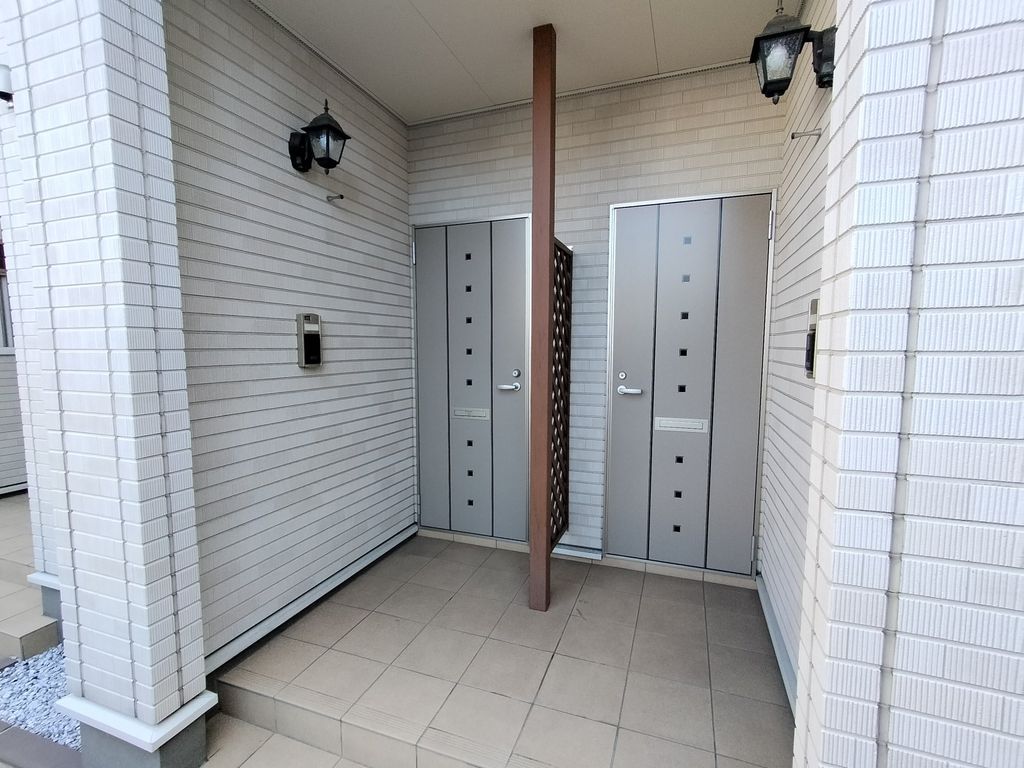 エントランス　エントランス