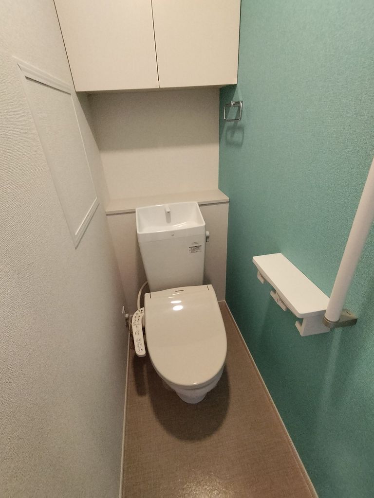 トイレ　トイレ