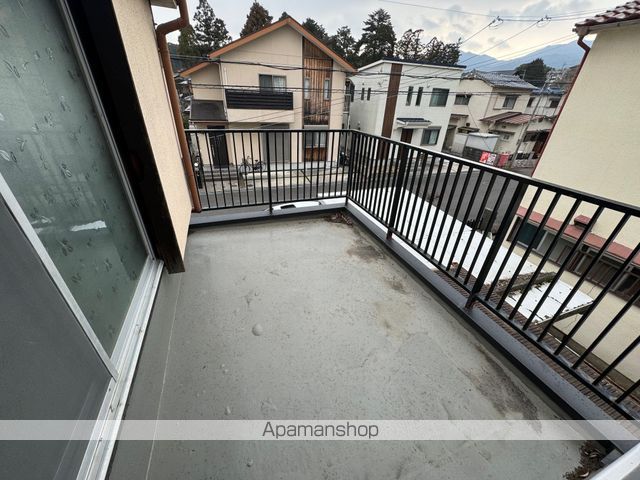 バルコニー