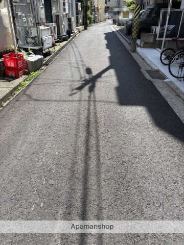 その他　前面道路（その他）まで0m