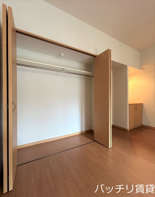 収納　別号室写真の為、現況を優先致します。