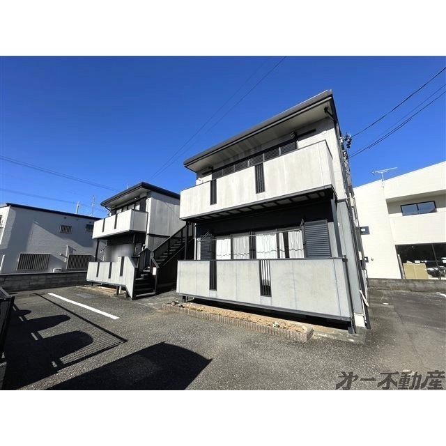 エントランス　建物外観