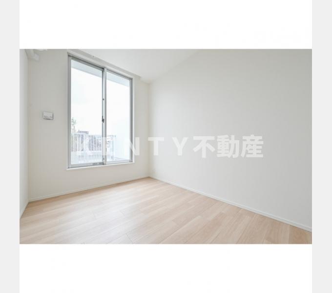 その他部屋・スペース　落ち着いて過ごせるお部屋なので、寝室にいかがでしょうか