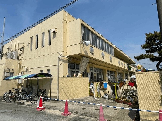 幼稚園・保育園　みかづき保育園（幼稚園・保育園）まで966m