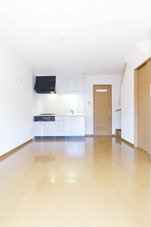 居室・リビング　（写真は同物件イメージ）