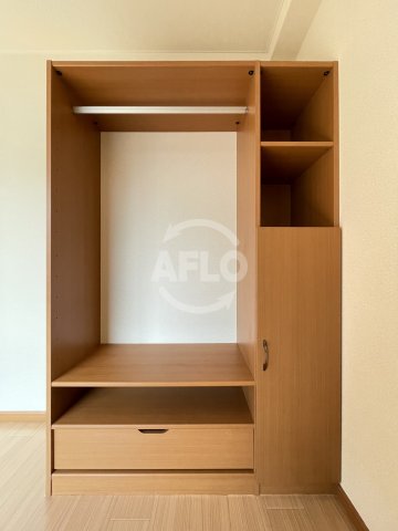 収納　リバパレス靭公園　収納