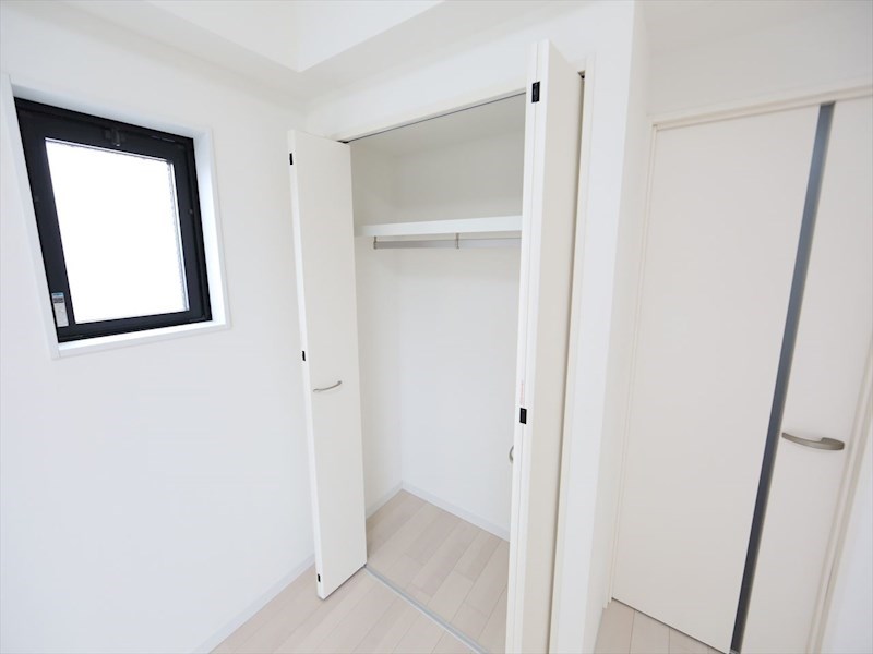 収納　クローゼット（収納充実してます）