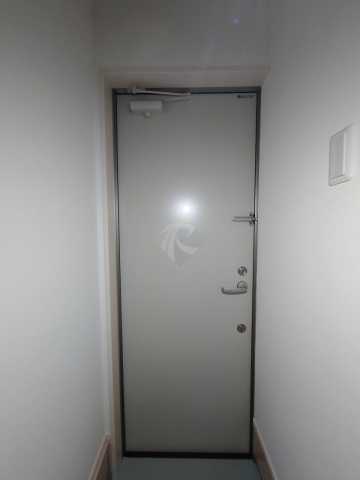 玄関　お電話でお問い合わせのお客様を対象に初期費用割引中