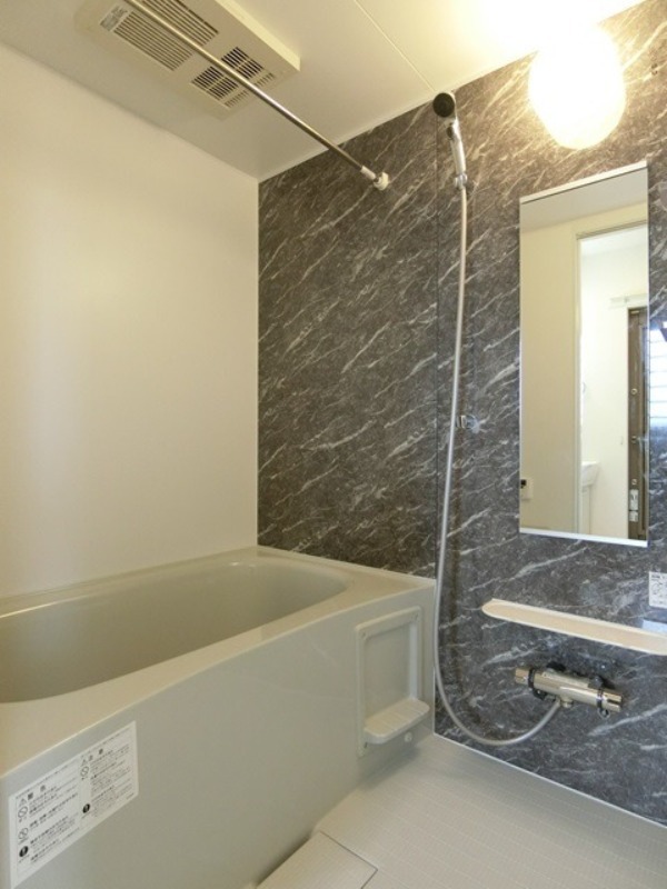 バス・シャワールーム　図面と現状に相違がある場合には現状を優先