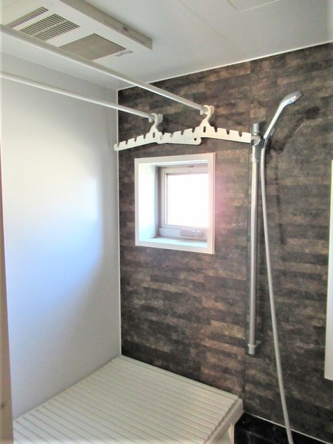 バス・シャワールーム　※室内写真は別号室の写真です。