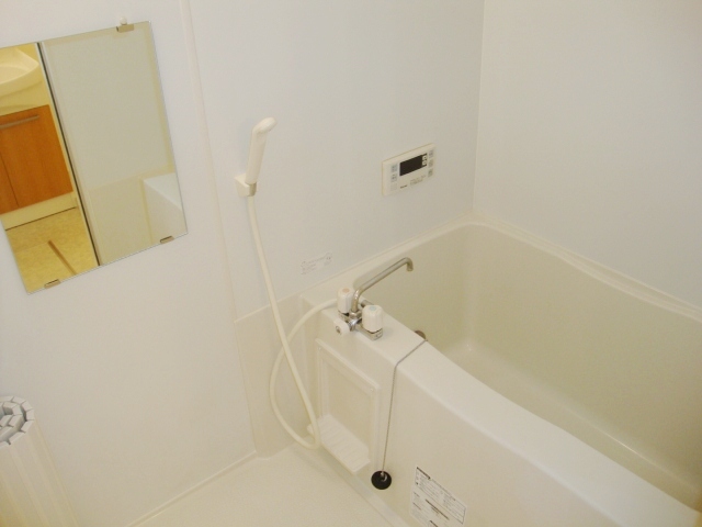 バス・シャワールーム　お風呂で日々の疲れを落としましょう