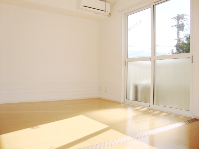 居室・リビング　使いやすい居間です