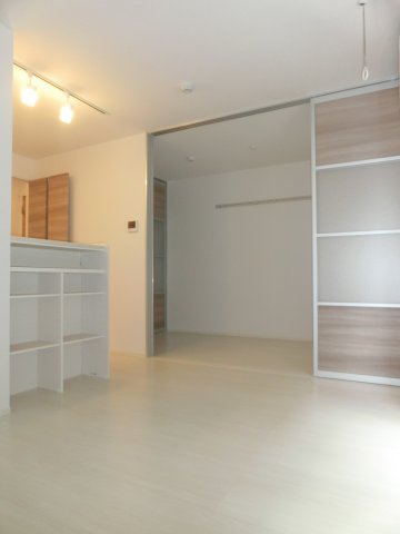 その他　ハイム羽沢十番館　リビング