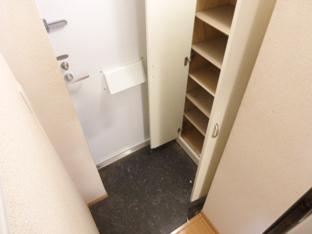 玄関　玄関スッキリ　シューズBOX付