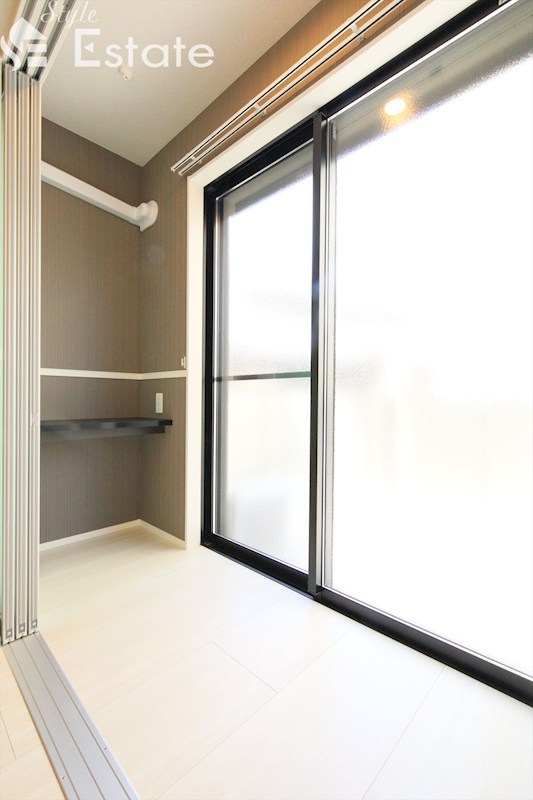 バルコニー　サンルーム