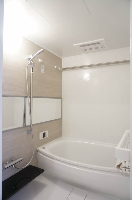 バス・シャワールーム　図面と現状に相違がある場合には現状を優先