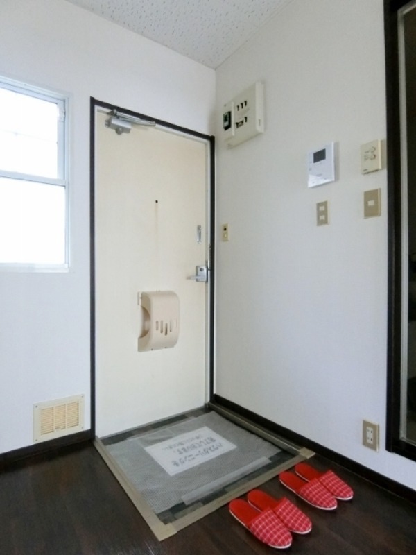 玄関　図面と現状に相違がある場合には現状を優先