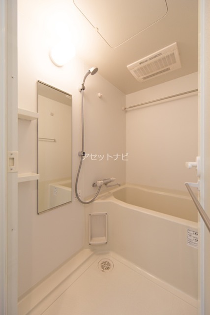 バス・シャワールーム　バス