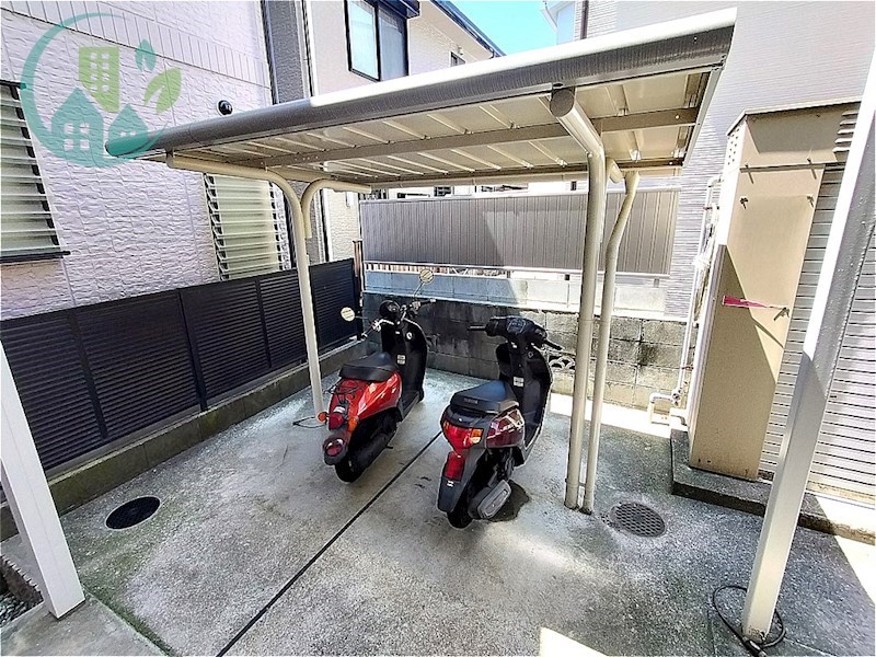 駐車場　レオパレス魚崎（家具・家電付、仲介手数料不要）