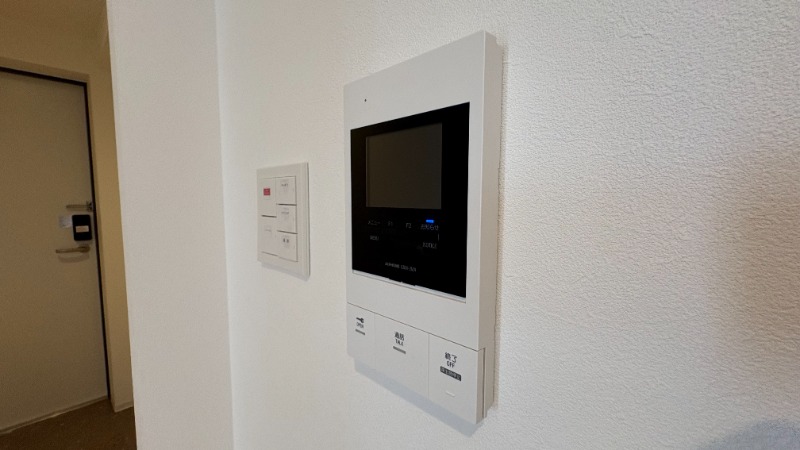 セキュリティ　モニター付きインターホン