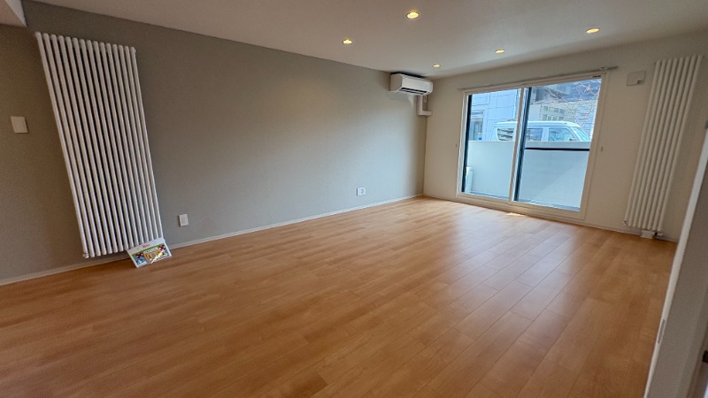 居室・リビング　広々リビング