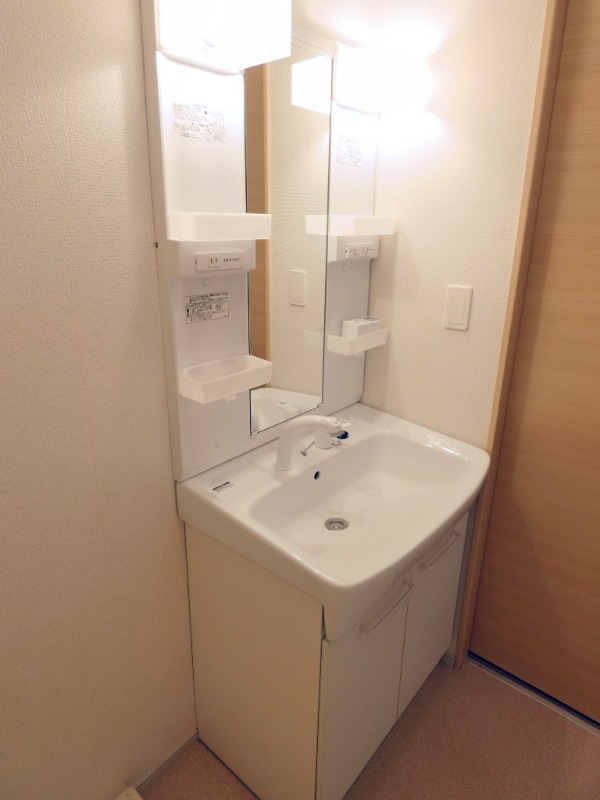 洗面設備　図面と現状に相違がある場合には現状を優先