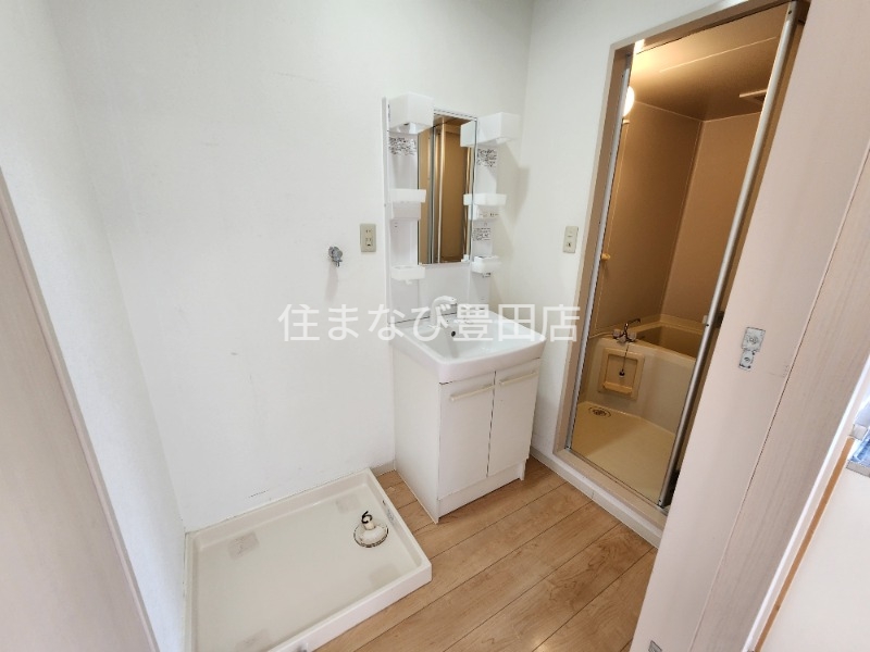 洗面設備　同型別部屋写真