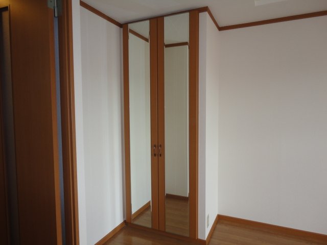収納　クローゼット閉時