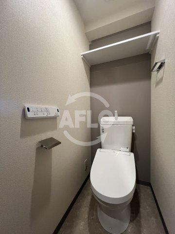トイレ　コンフォリア新梅田　トイレ
