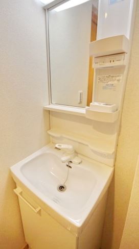 洗面設備　同仕様