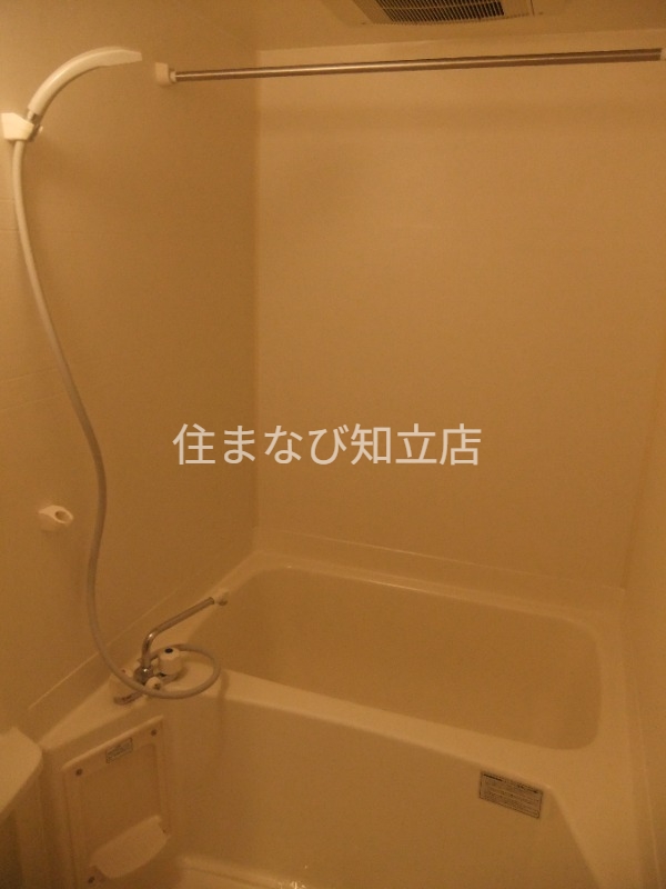 バス・シャワールーム　同型別部屋写真