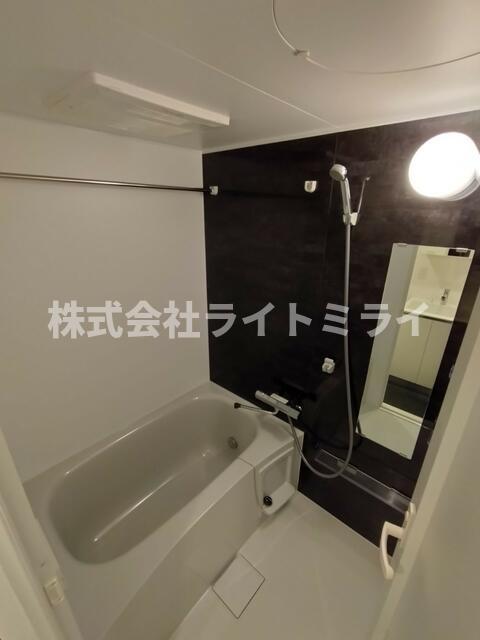 バス・シャワールーム　?