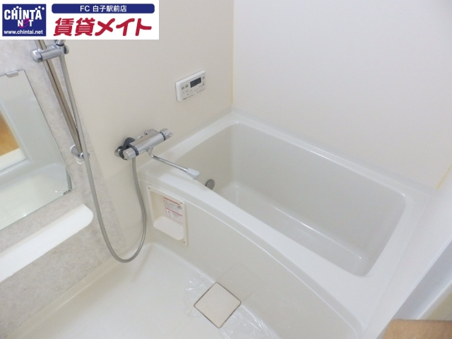 バス・シャワールーム　同型参考写真