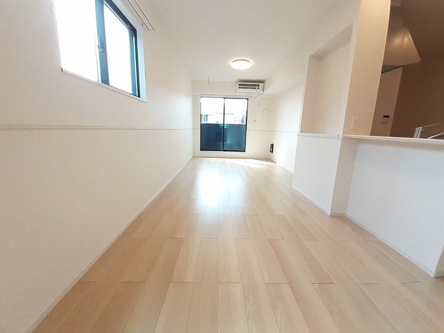居室・リビング　ゆったりとした居間です