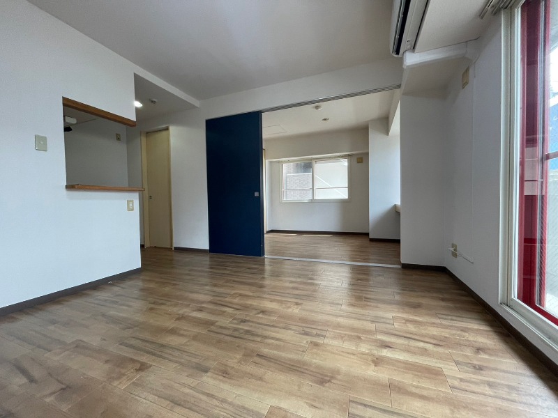 居室・リビング　広くてキレイなお部屋が広がっていて、充実した生活が送れそう。