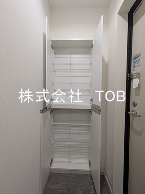 玄関　シューズボックス