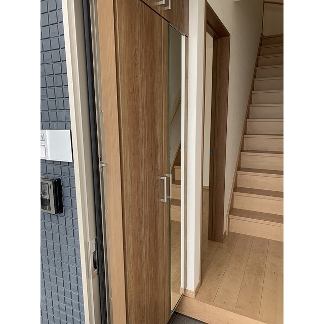 玄関　シューズボックス