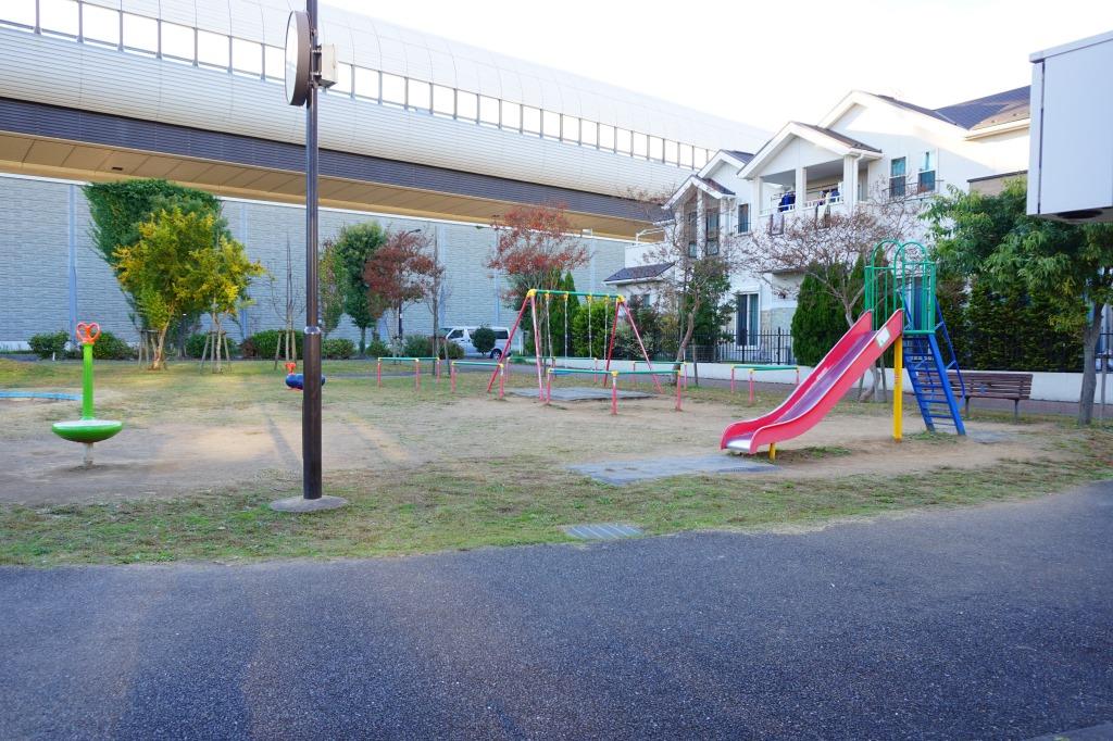 公園　三郷市中央一丁目公園（公園）まで274m