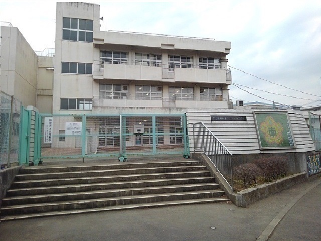 小学校　小山田南小学校（小学校）まで1100m