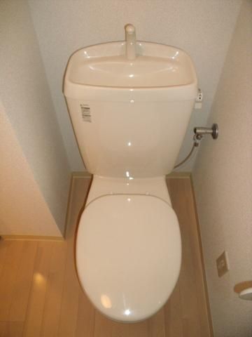 トイレ　きれいなトイレです