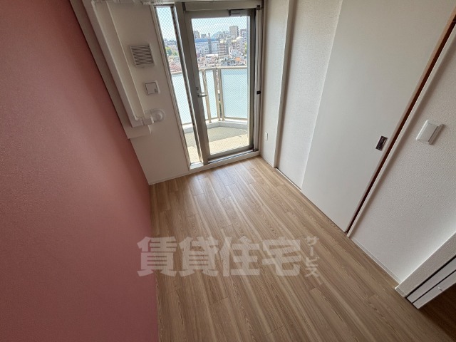 セレニテ西元町アリエの内装写真