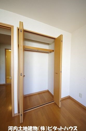 収納　クローゼット※類似室内