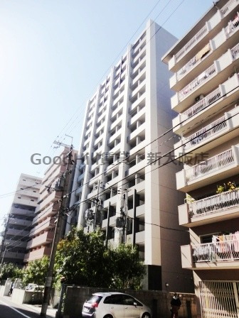 建物外観　プラウドフラット新大阪